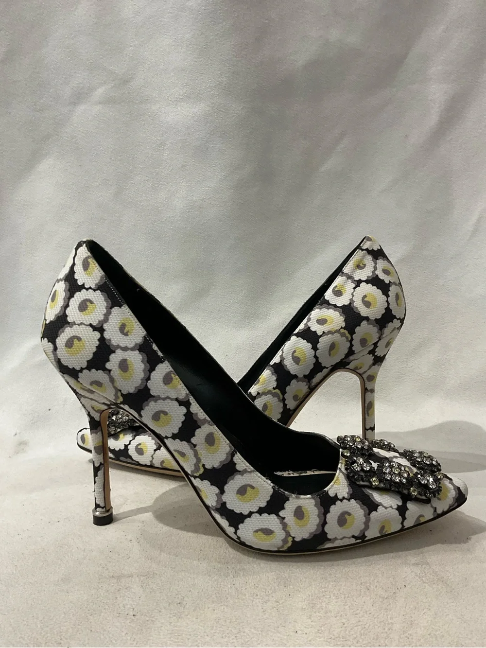 Manolo Blahnik Pumps
